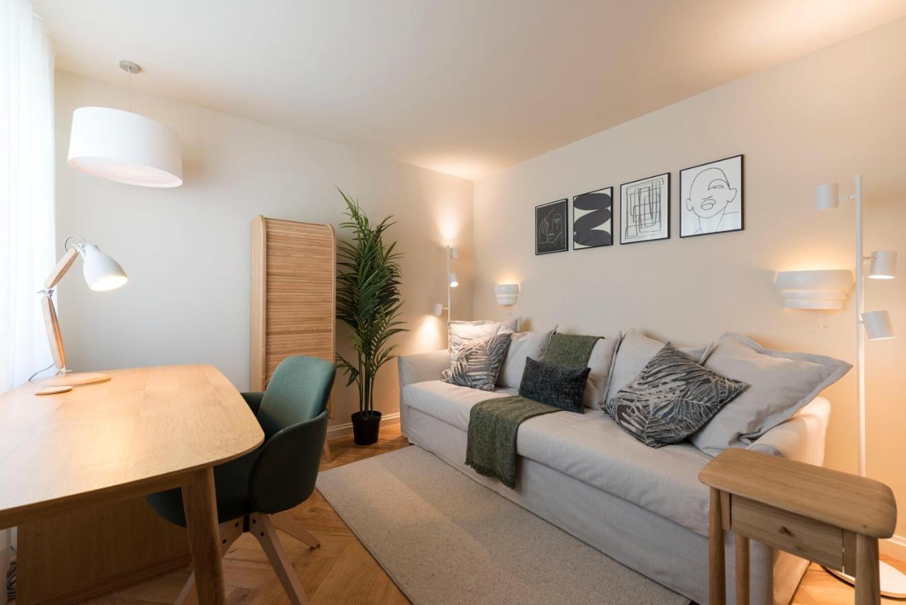 Emporium Deluxe 3Br Apartment W/ Private Parking By Lovelystay Porto Eksteriør bilde
