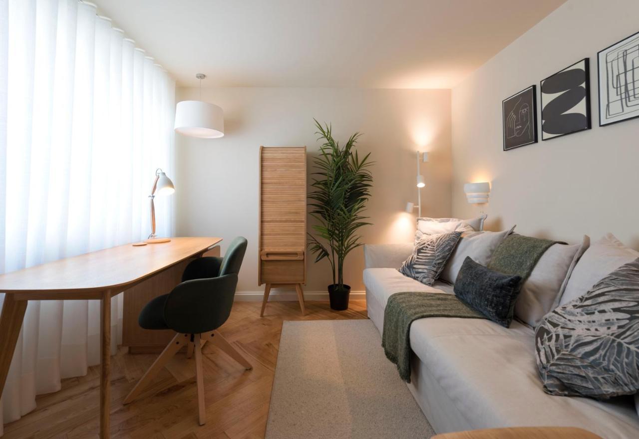 Emporium Deluxe 3Br Apartment W/ Private Parking By Lovelystay Porto Eksteriør bilde