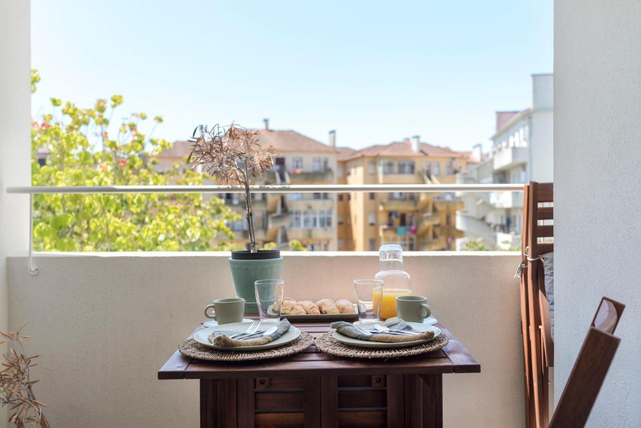 Emporium Deluxe 3Br Apartment W/ Private Parking By Lovelystay Porto Eksteriør bilde